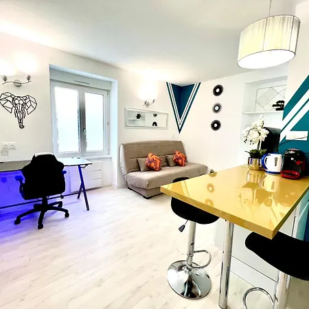 Color Studio - Proche Gare - 2P Belfort Exterior photo
