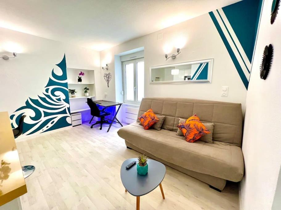 Appartement Color - Proche Gare - 2p *