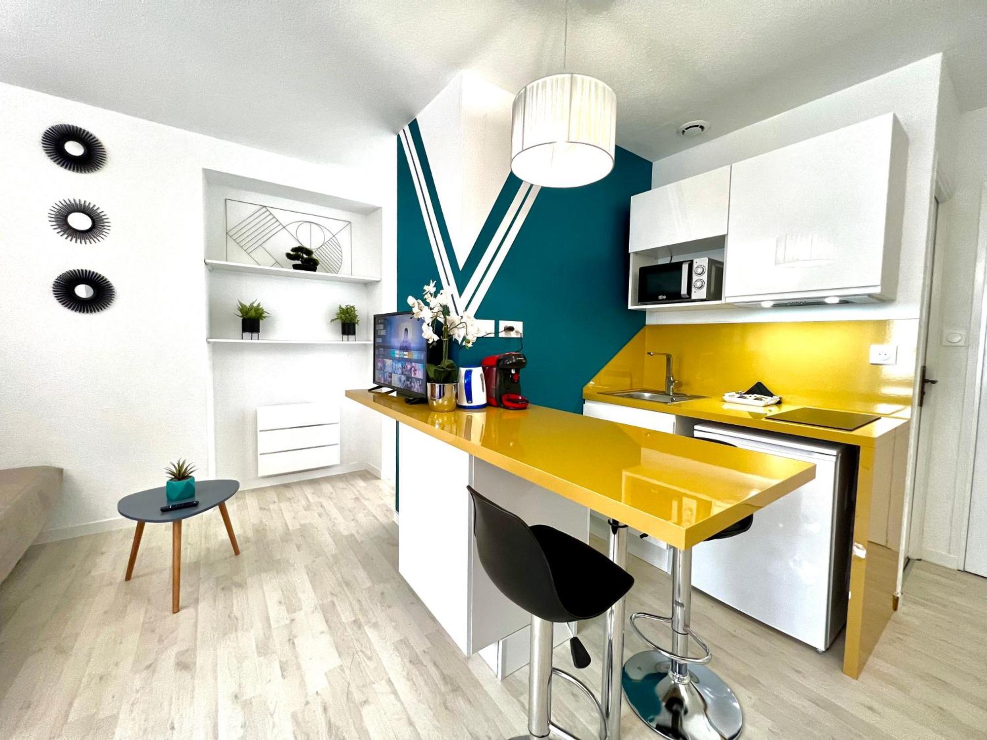 Apartment Color - Proche Gare - 2p